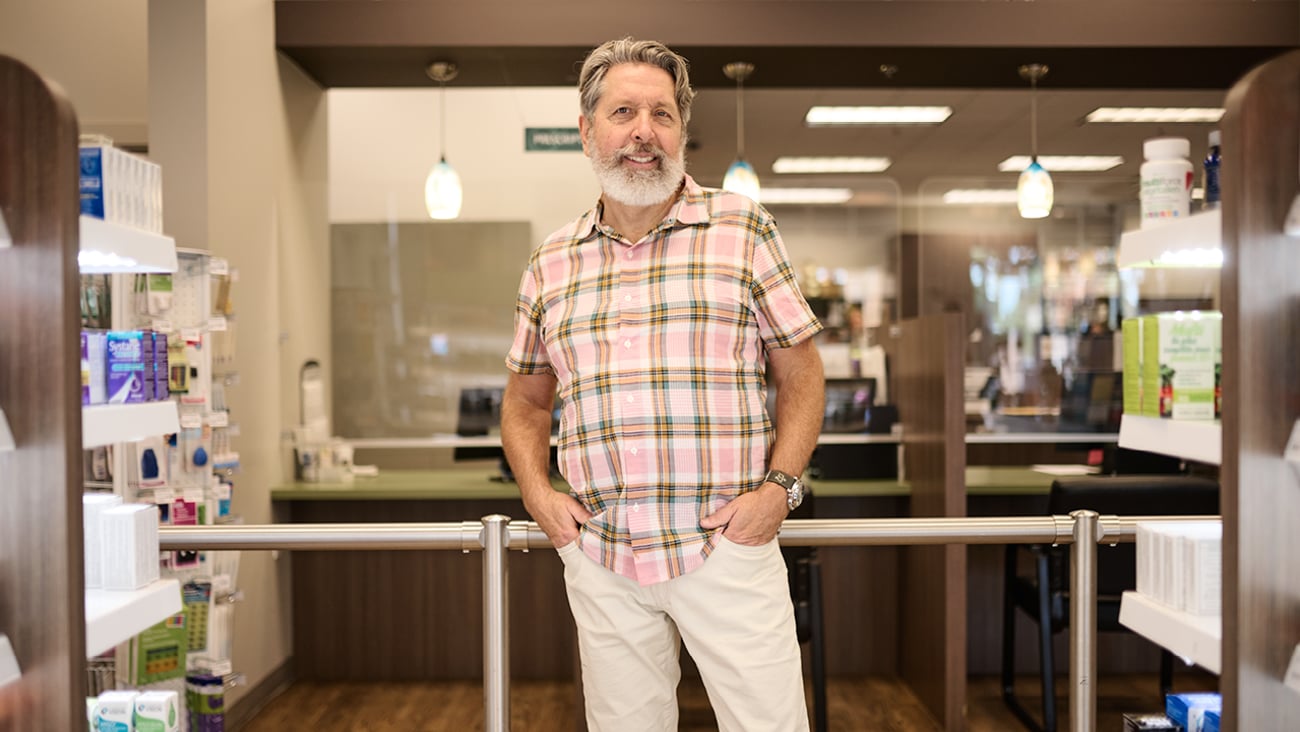 Chris Juozaitis, pharmacien propriétaire de Howe Sound Pharmacy
