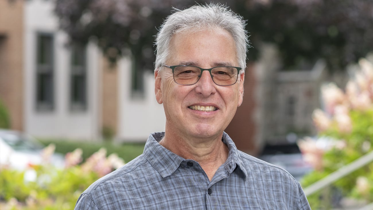 Dr Robert Marchand
