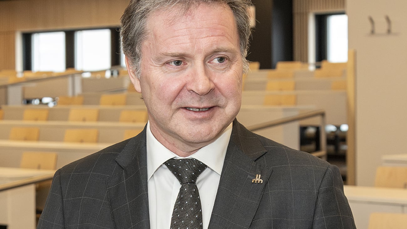 Dr Patrick Cossette