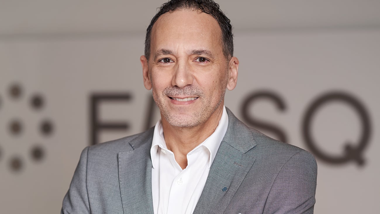 Dr Vincent Oliva