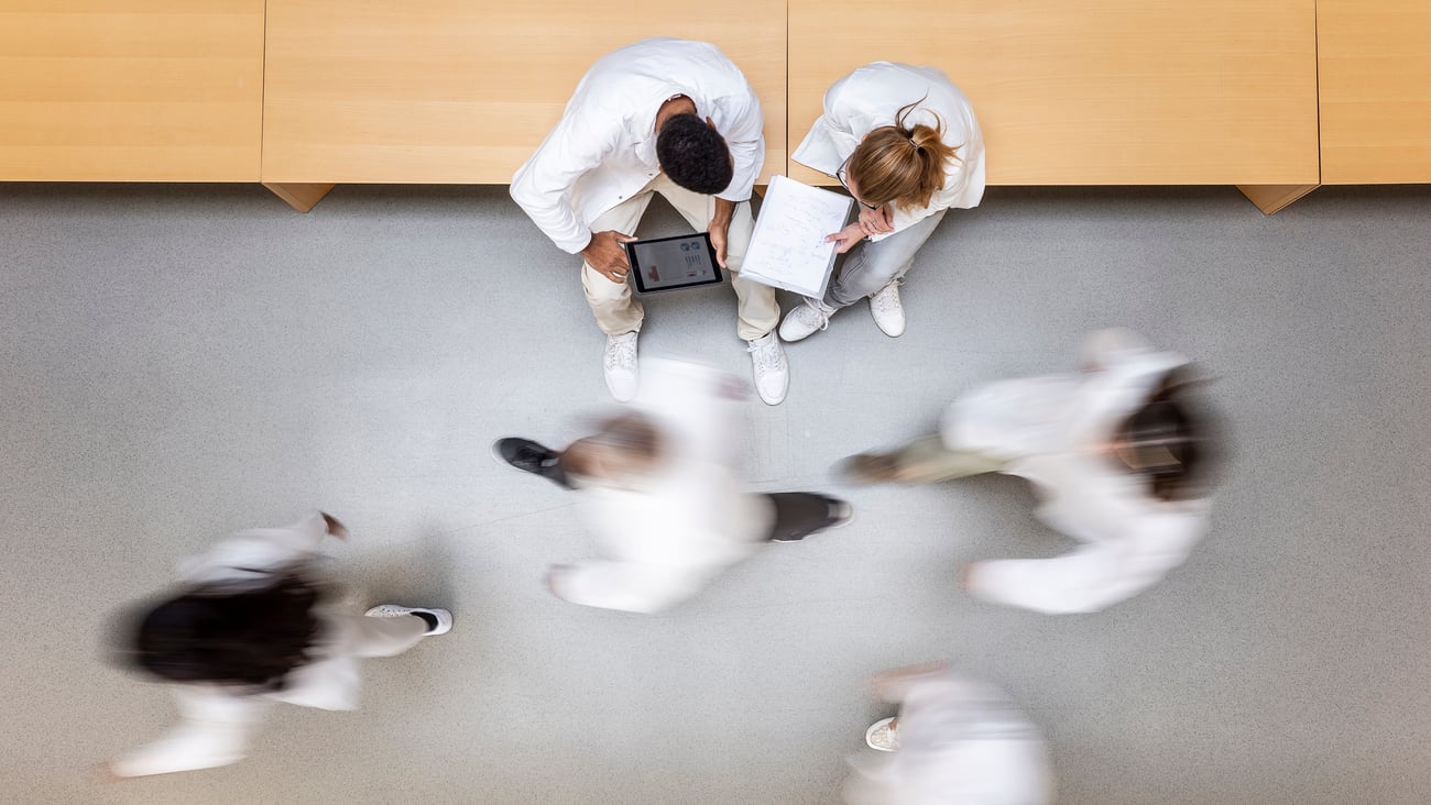 Médecins. Crédit photo: sanjeri/ Getty Images 