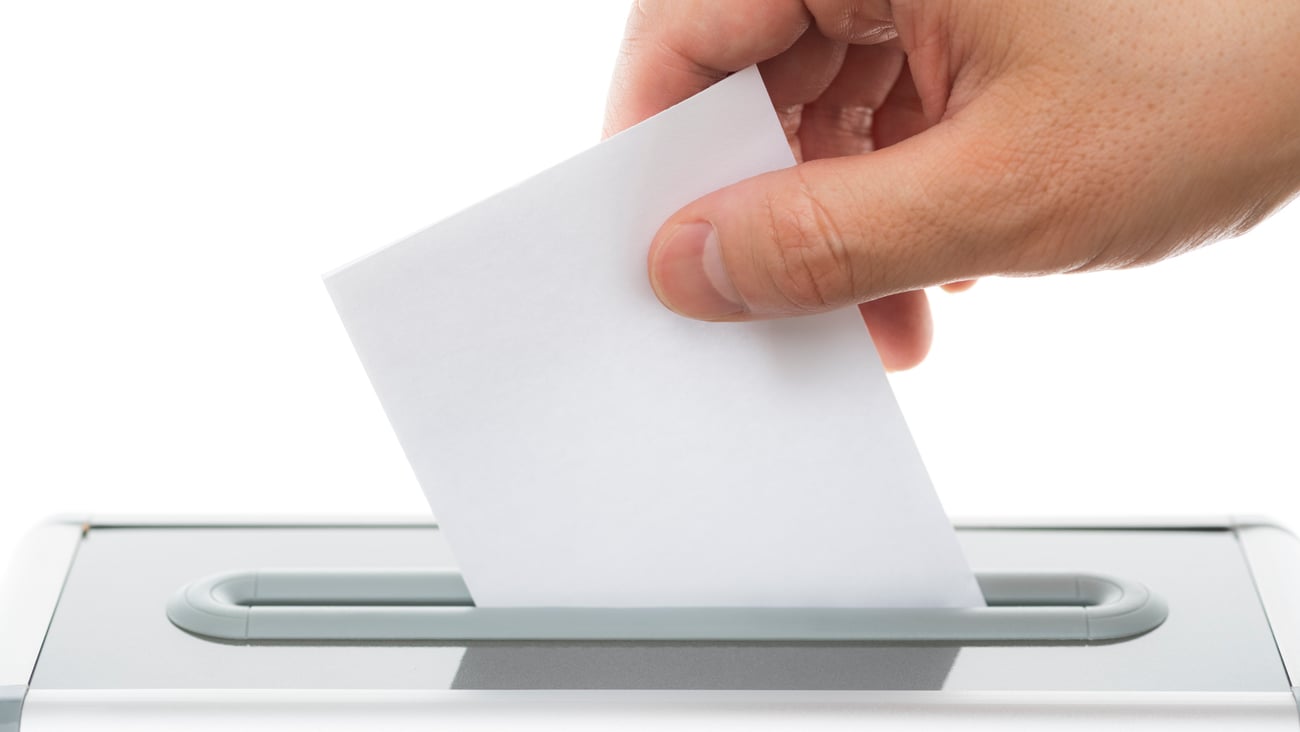 Vote main urne