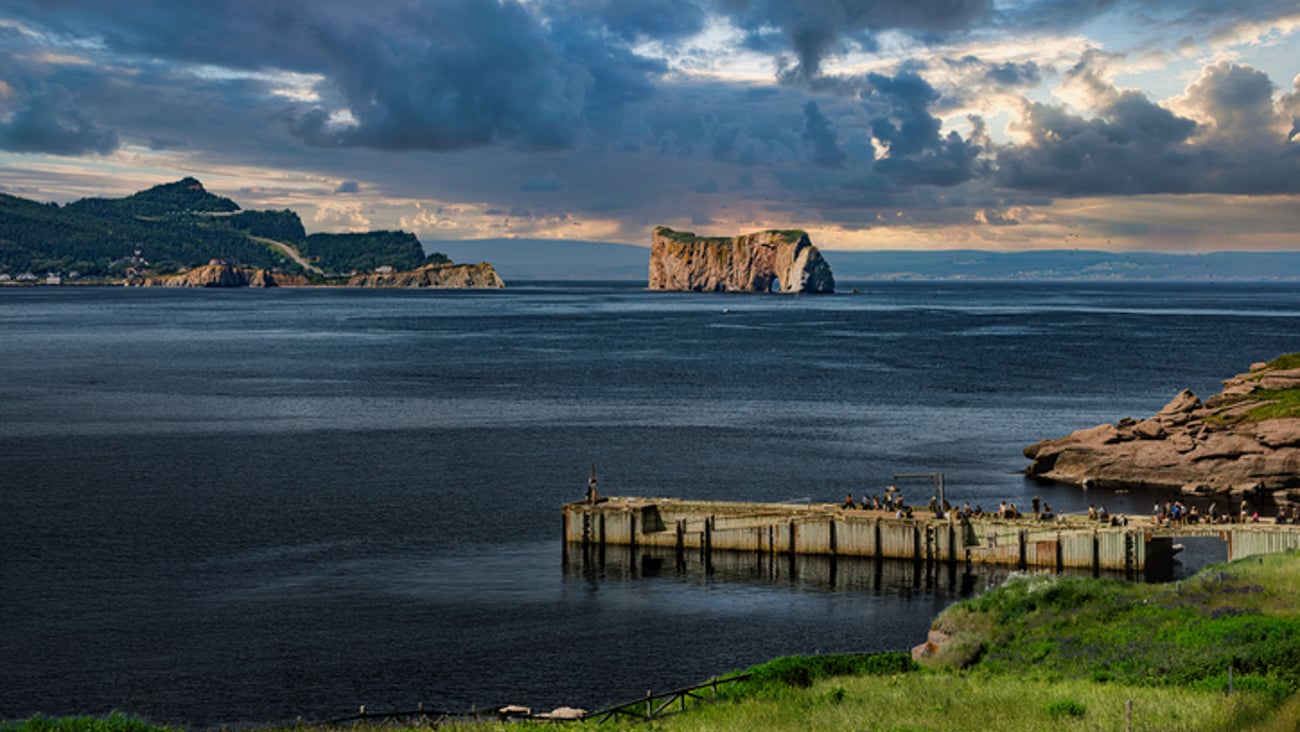 Vue du rocher de Percé, en Gaspésie