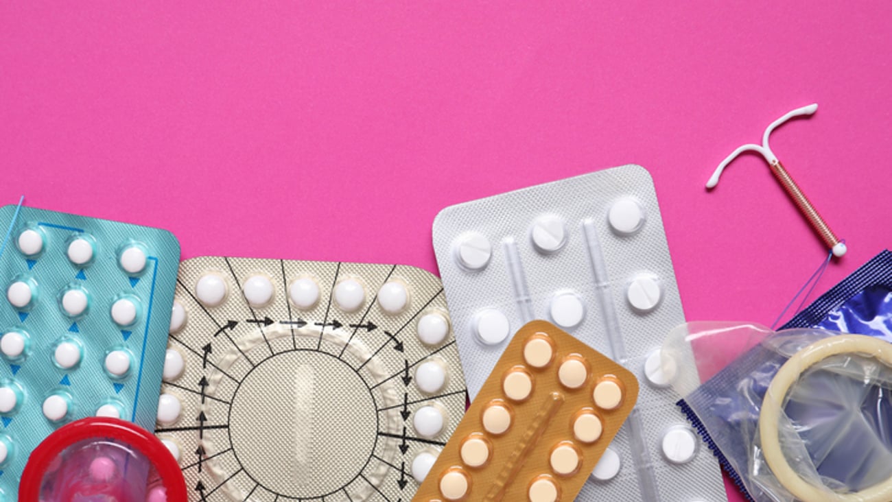 Plusieurs types de méthodes de contraception pour les femmes.