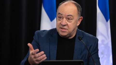 Christian Dubé en conférence de presse (janv-fév 2022) - Gouv Qc