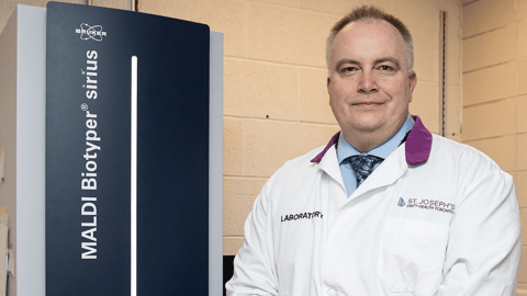 Le Dr Greg German, médecin spécialiste des maladies infectieuses à l’hôpital Saint-Joseph de Toronto