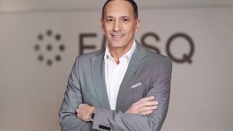 Dr Vincent Oliva