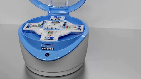Une équipe de chercheurs canadiens a créé un test dans un appareil portable appelé PowerBlade, montré ici dans une image non datée, qui, selon eux, pourrait rapidement prédire si un patient va développer une septicémie. PC/HO-National Research Council of Canada