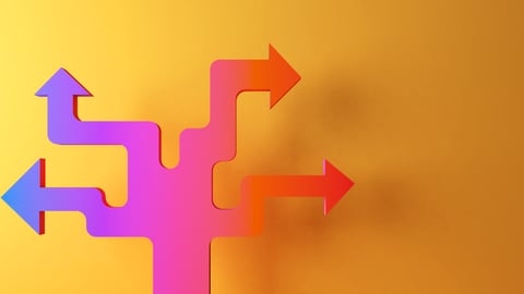Quatre flèches symbolisant les choix de carrière professionnelle