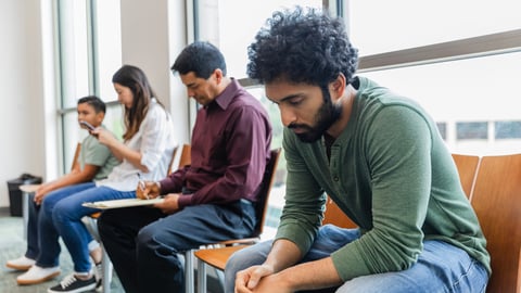 Patients en salle d'attente
