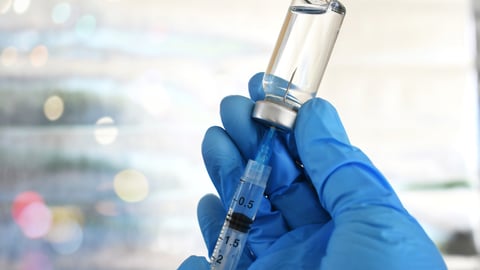 Vaccin. Crédit photo: MargJohnsonVA/ Getty Images