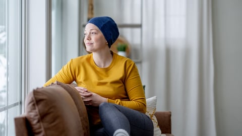 Une femme souffrant d'un cancer. Crédit photo: FatCamera/Getty Images