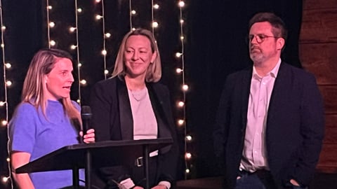 De gauche à droite: Mylaine Breton, la Dre Élise Boulanger et le Dr Antoine Groulx. Crédit photo: Florence Dujoux.